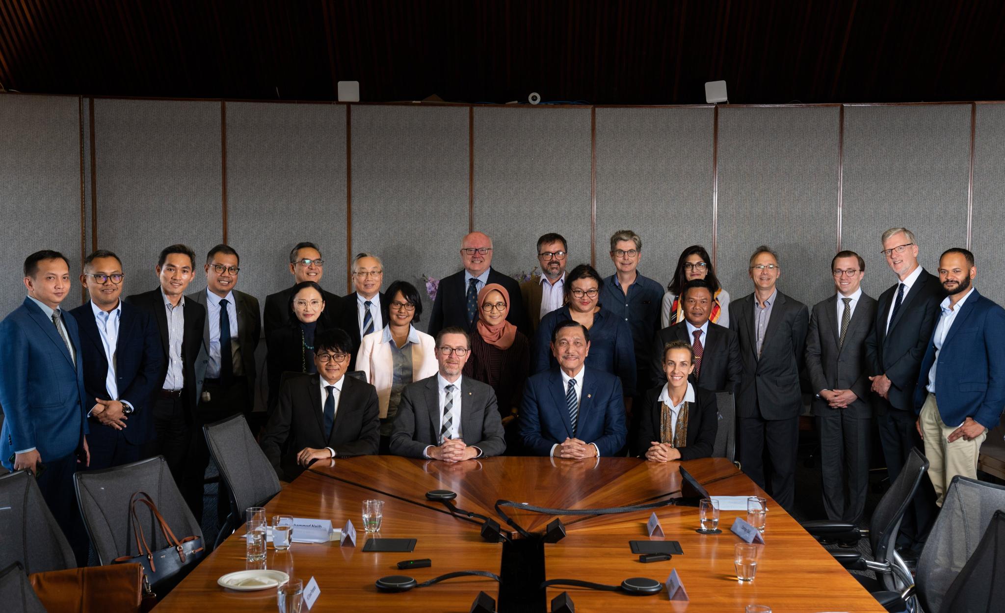 Group photo of roundtable attendees