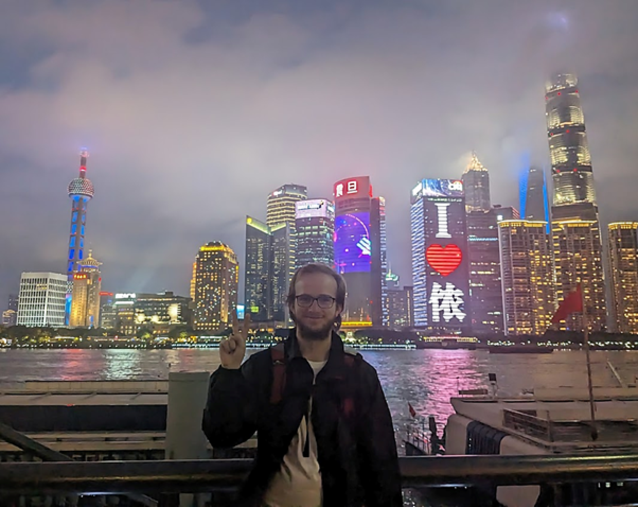 Alex Munro in China during the CAP Shanghai language program, Learning Languages Locally